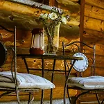 Woodmood *