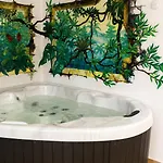 Woodmood 苏斯坦