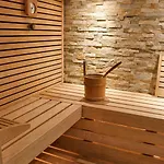 Woodmood *