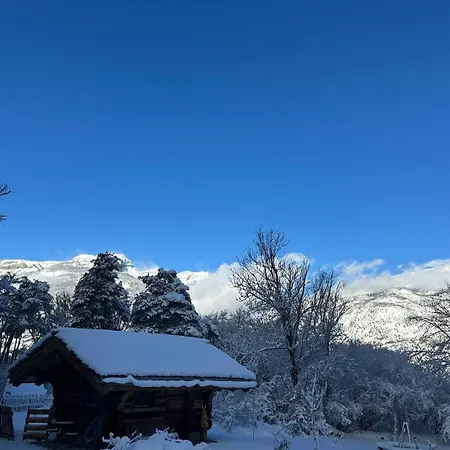 אתר קמפינג Woodmood Leuk