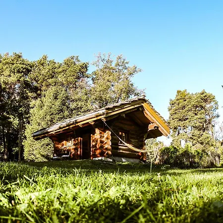 Woodmood אתר קמפינג Leuk