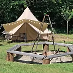 Woodmood Camping *