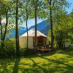 Camping Woodmood Leuk