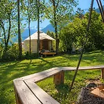 Woodmood Camping *